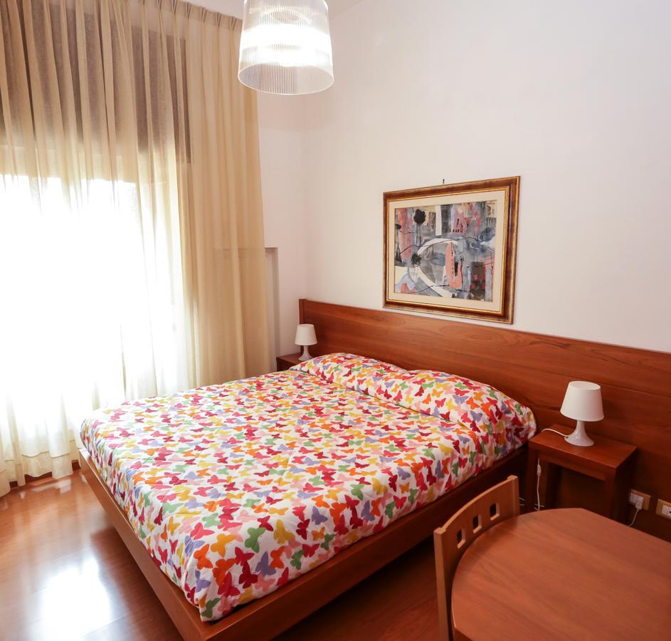 B&B Orfeo'S 罗马 外观 照片